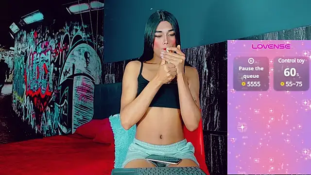 Snapshot of Isa__Secret chatting on 8, 2, 2025 Isa Secret online show from 8, 2, 2025