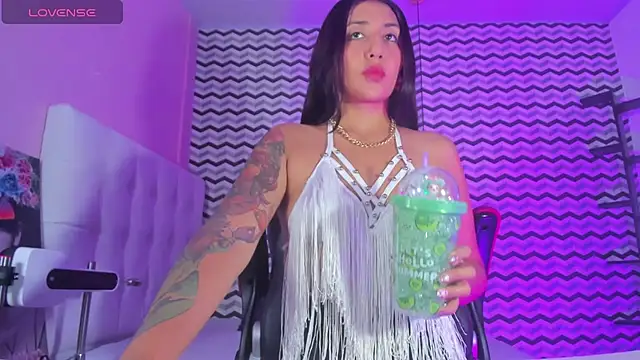 Snapshot of CALANTHELOVE1 chatting on 14, 3, 2025 CALANTHELOVE1 online show from 14, 3, 2025