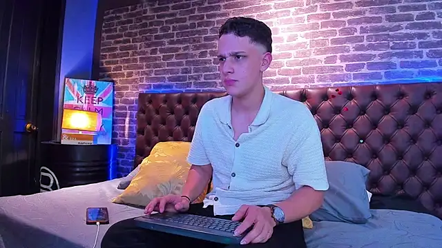 Snapshot of Thomas_May4rs chatting on 15, 2, 2025 Thomas May4rs online show from 15, 2, 2025