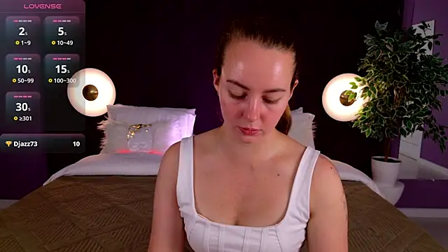 Snapshot of JaniceCollins chatting on 11, 7, 2026 JaniceCollins online show from 11, 7, 2026