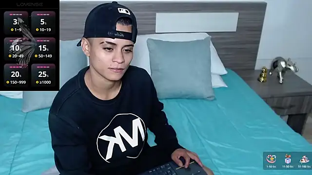 Liiamthompson online show from 26, 3, 2026