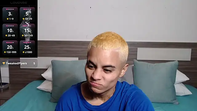 Liiamthompson online show from 9, 4, 2026