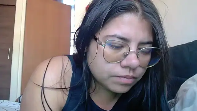 viccky vick online show from 11, 9, 2025