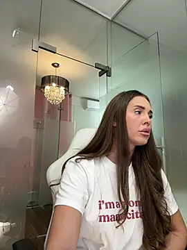 Anya-Ray online show from 3, 7, 2026
