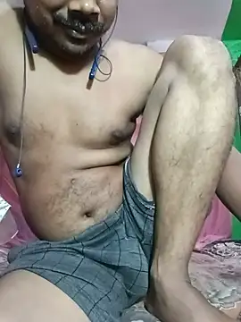 Snapshot of romantictubai chatting on 13, 7, 2026 romantictubai online show from 13, 7, 2026