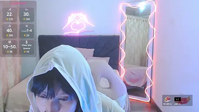 palmerfox tay online show from 11, 3, 2025