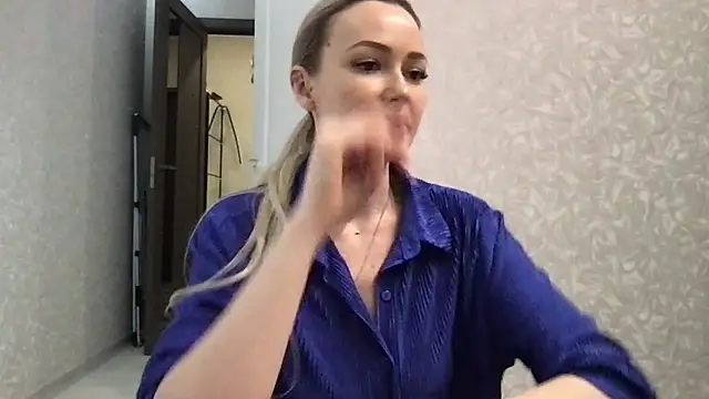 juciepussy  online show from 20, 2, 2025