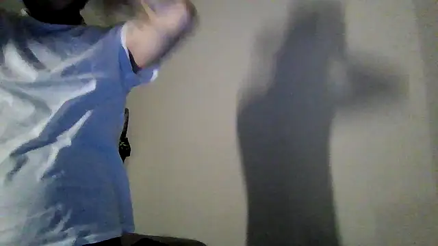 Snapshot of cruz815 chatting on 19, 4, 2026 cruz815 online show from 19, 4, 2026