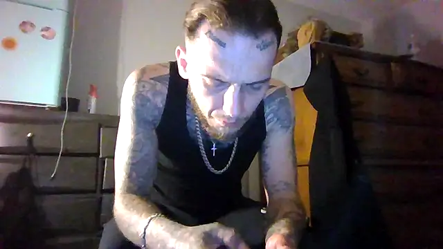 Snapshot of cruz815 chatting on 21, 4, 2026 cruz815 online show from 21, 4, 2026