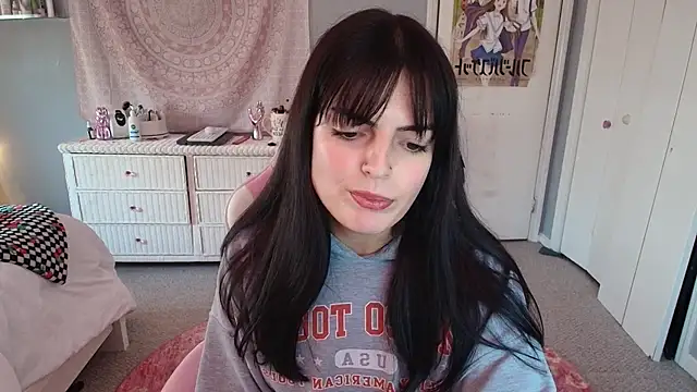 Snapshot of princesselysia chatting on 5, 11, 2025 princesselysia online show from 5, 11, 2025