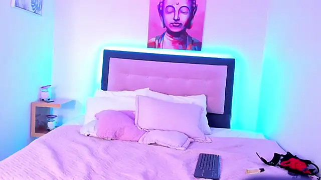 sophie moonnn online show from 5, 2, 2025