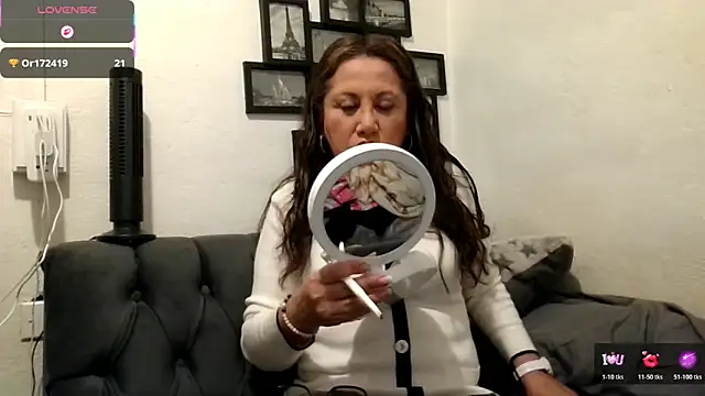 Snapshot of MirandaLatinaLovely chatting on 3, 3, 2026 MirandaLatinaLovely online show from 3, 3, 2026