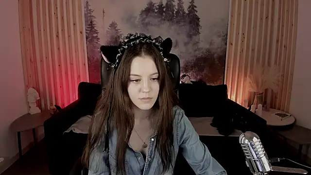 MilaStoyne online show from 12, 2, 2025