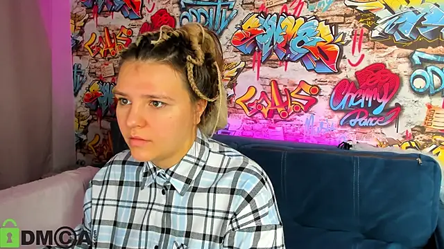 Jenny Jimmy online show from 3, 11, 2025