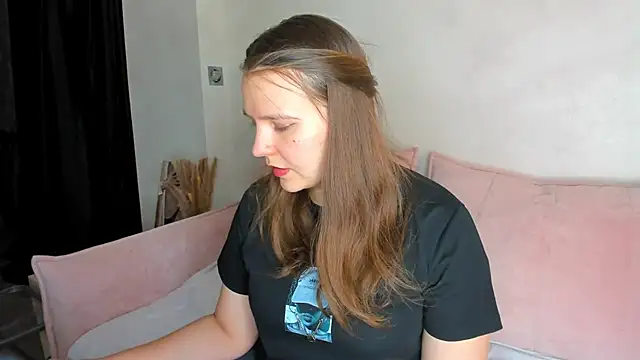 Jenny Jimmy online show from 4, 5, 2026