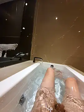 ahwei716 online show from 29, 1, 2025