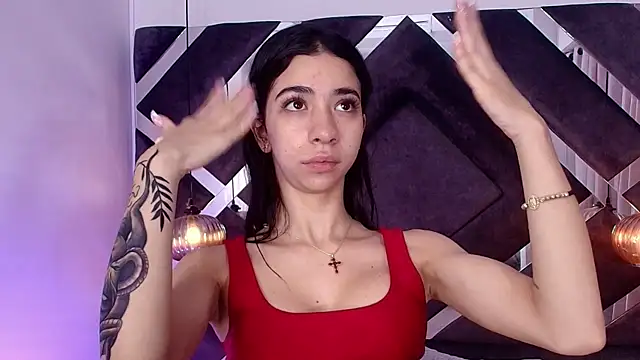 sara lopee1 online show from 25, 10, 2025