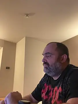 Snapshot of fuocovivo4 chatting on 17, 2, 2025 fuocovivo4 online show from 17, 2, 2025