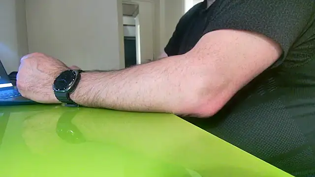 Snapshot of fuocovivo4 chatting on 5, 3, 2025 fuocovivo4 online show from 5, 3, 2025