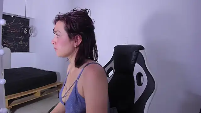 Annyrosee online show from 22, 11, 2025