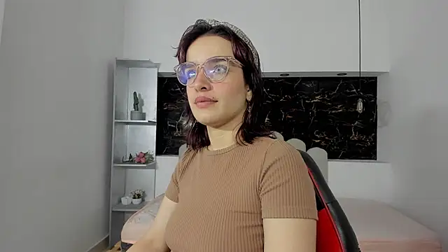 Annyrosee online show from 2, 2, 2026