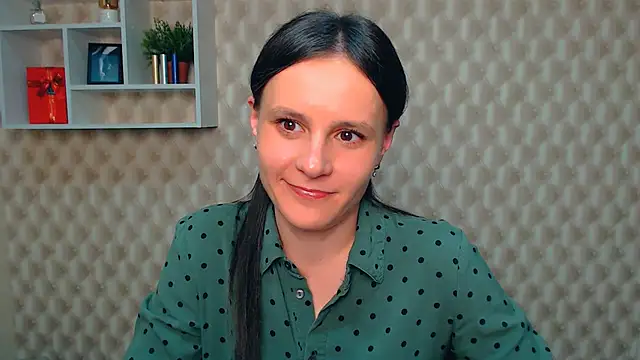 ValeriaHeart  online show from 21, 3, 2025