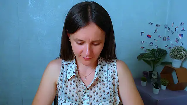 ValeriaHeart  online show from 18, 6, 2026
