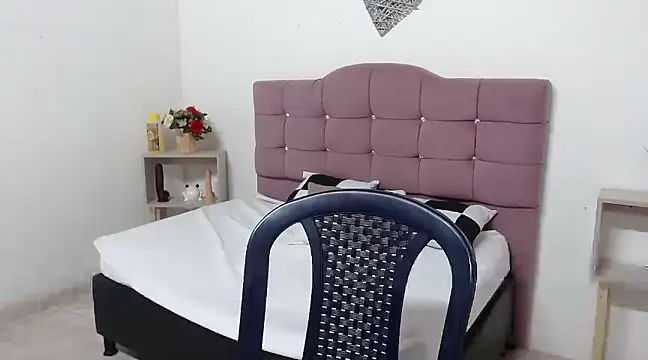 Snapshot of CanelaFierce chatting on 20, 3, 2025 CanelaFierce online show from 20, 3, 2025