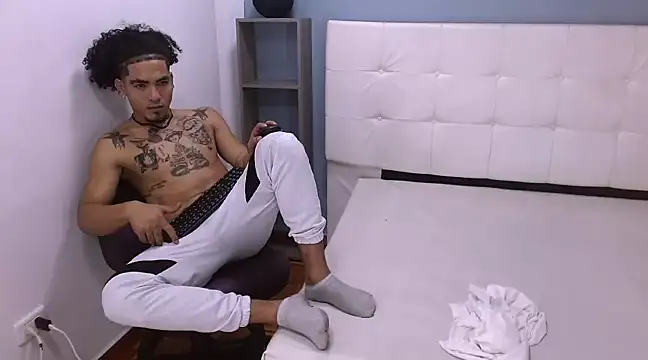 LihanJor 23 online show from 4, 2, 2025