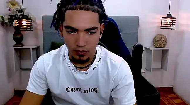 LihanJor 23 online show from 18, 3, 2025