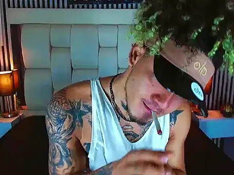 LihanJor 23 online show from 4, 12, 2025