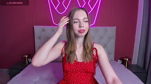 TessaAdorable online show from 12, 3, 2025