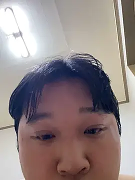 offwhite777 online show from 7, 2, 2025