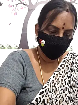 Snapshot of Tamil_Meera12 chatting on 30, 4, 2026 Tamil Meera12 online show from 30, 4, 2026