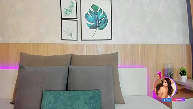Alyssia Collins online show from 16, 6, 2026