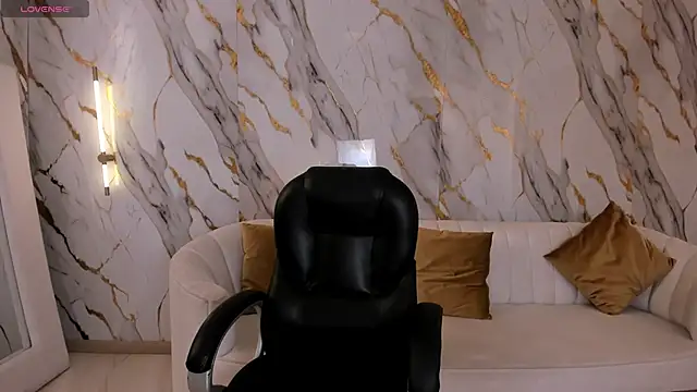 BeccaBaxter online show from 5, 12, 2025