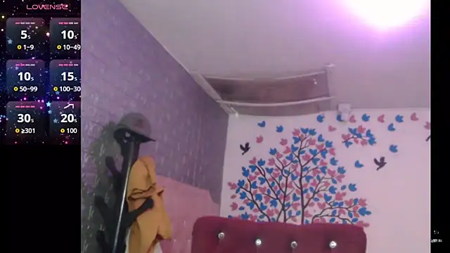 Snapshot of AngelaTurizo chatting on 27, 9, 2025 AngelaTurizo online show from 27, 9, 2025