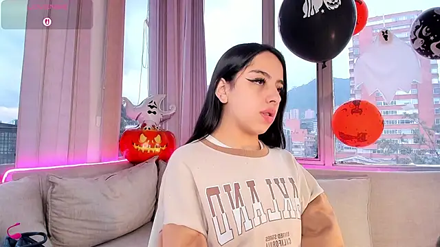 Daphne chers online show from 31, 10, 2025