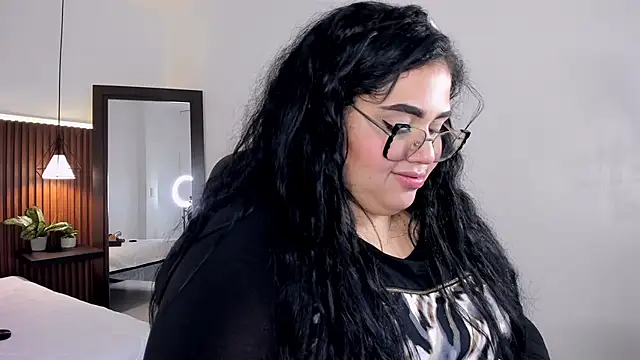  michel bbw online show from 5, 3, 2025