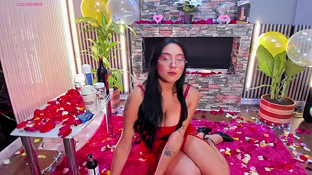 Snapshot of Enyel_valmina chatting on 14, 2, 2025 Enyel valmina online show from 14, 2, 2025
