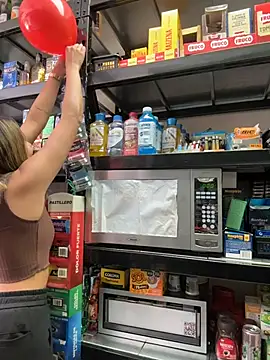 Andrea18 blonde online show from 11, 2, 2026