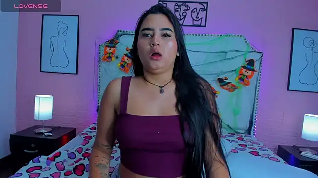  Emma whiitee  online show from 29, 10, 2025