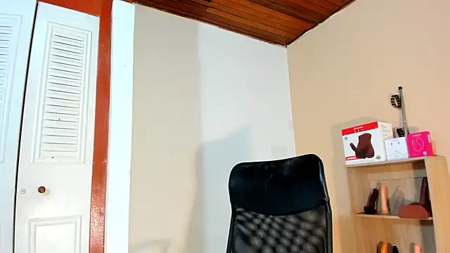 Violetta 0 online show from 19, 2, 2026