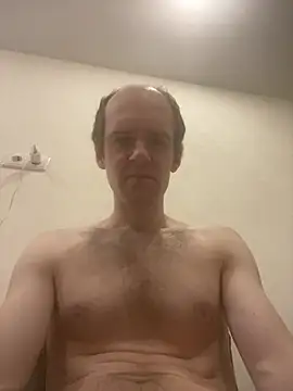 Snapshot of LynnAhNight chatting on 24, 2, 2025 LynnAhNight online show from 24, 2, 2025