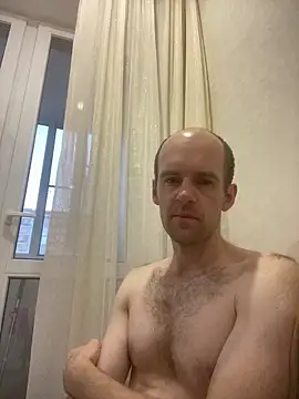 Snapshot of LynnAhNight chatting on 17, 9, 2025 LynnAhNight online show from 17, 9, 2025