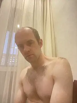 Snapshot of LynnAhNight chatting on 1, 10, 2025 LynnAhNight online show from 1, 10, 2025