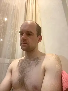 Snapshot of LynnAhNight chatting on 5, 11, 2025 LynnAhNight online show from 5, 11, 2025