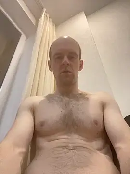 Snapshot of LynnAhNight chatting on 12, 11, 2025 LynnAhNight online show from 12, 11, 2025