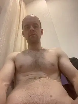 Snapshot of LynnAhNight chatting on 14, 11, 2025 LynnAhNight online show from 14, 11, 2025