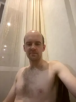 Snapshot of LynnAhNight chatting on 19, 11, 2025 LynnAhNight online show from 19, 11, 2025